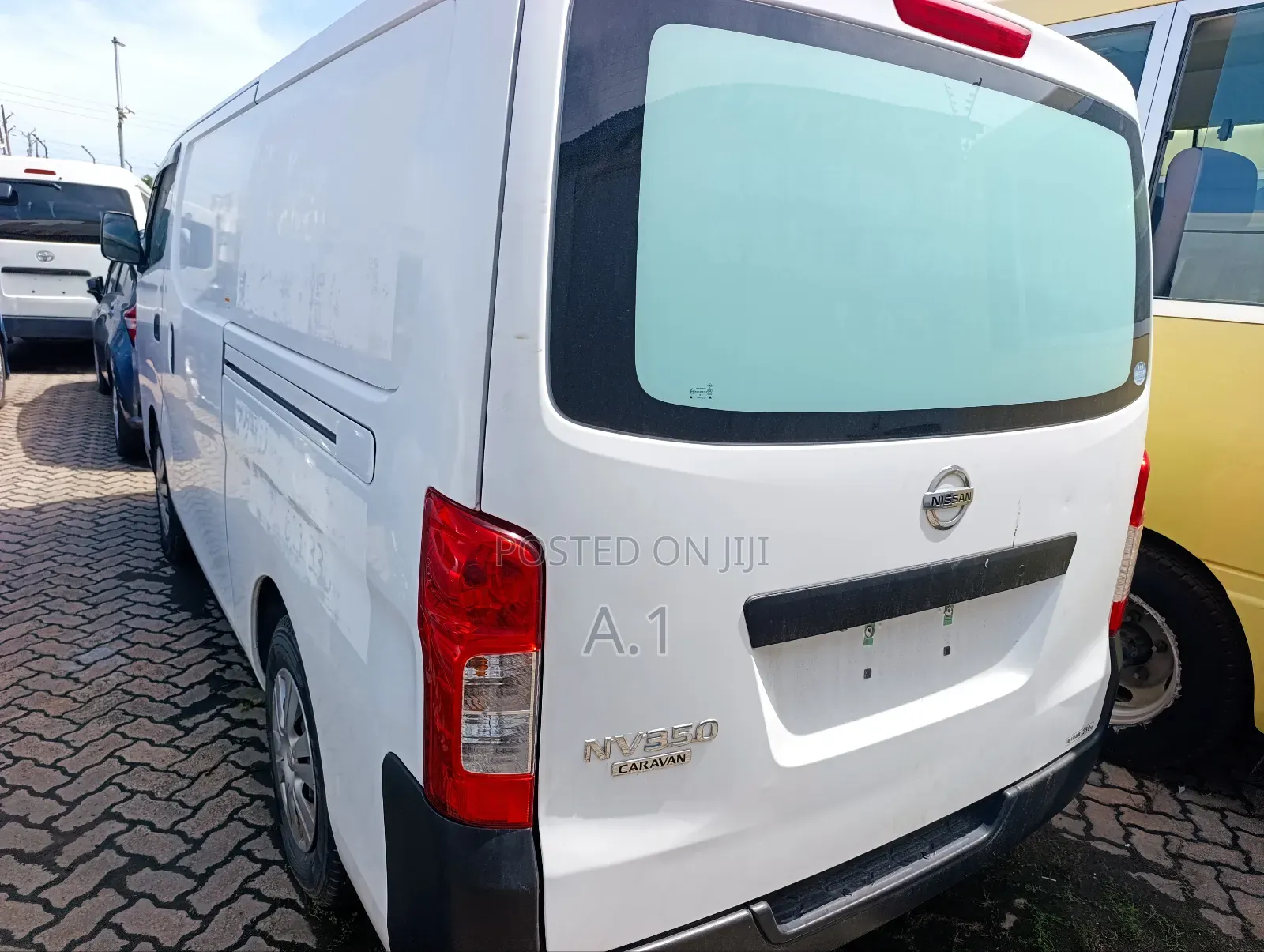 Nissan Caravan (Urvan) 2019 White