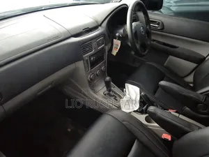 Subaru Forester 2004 Silver