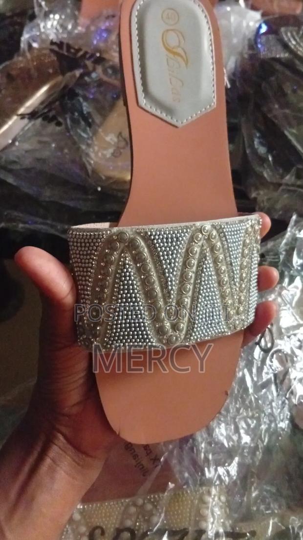 Open Shoes Outfit - main view