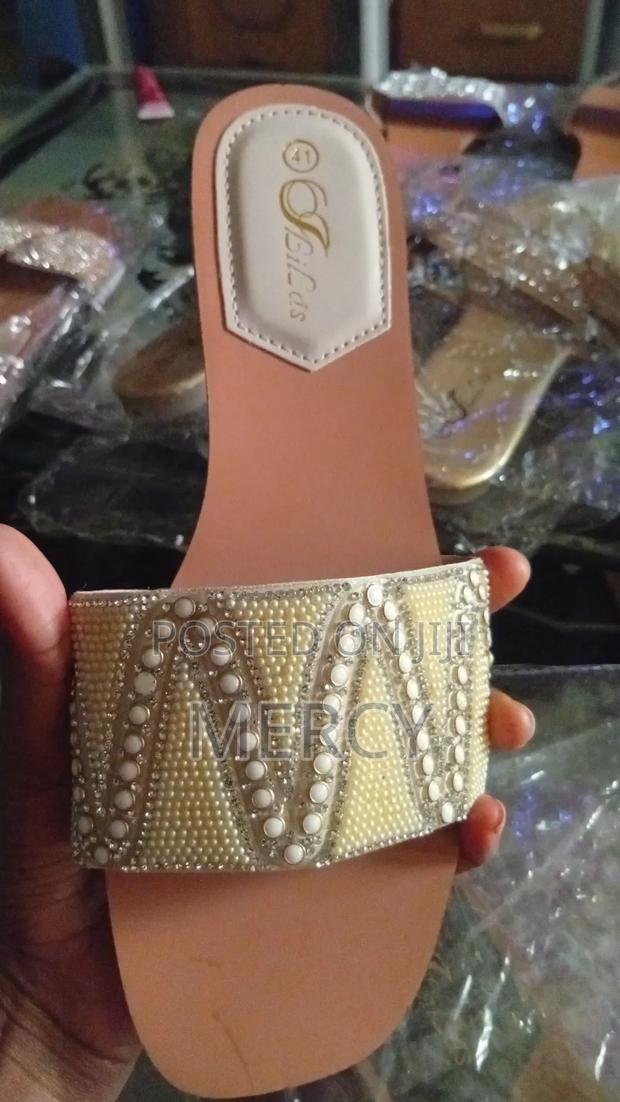 Open Shoes Outfit - thumbnail 2