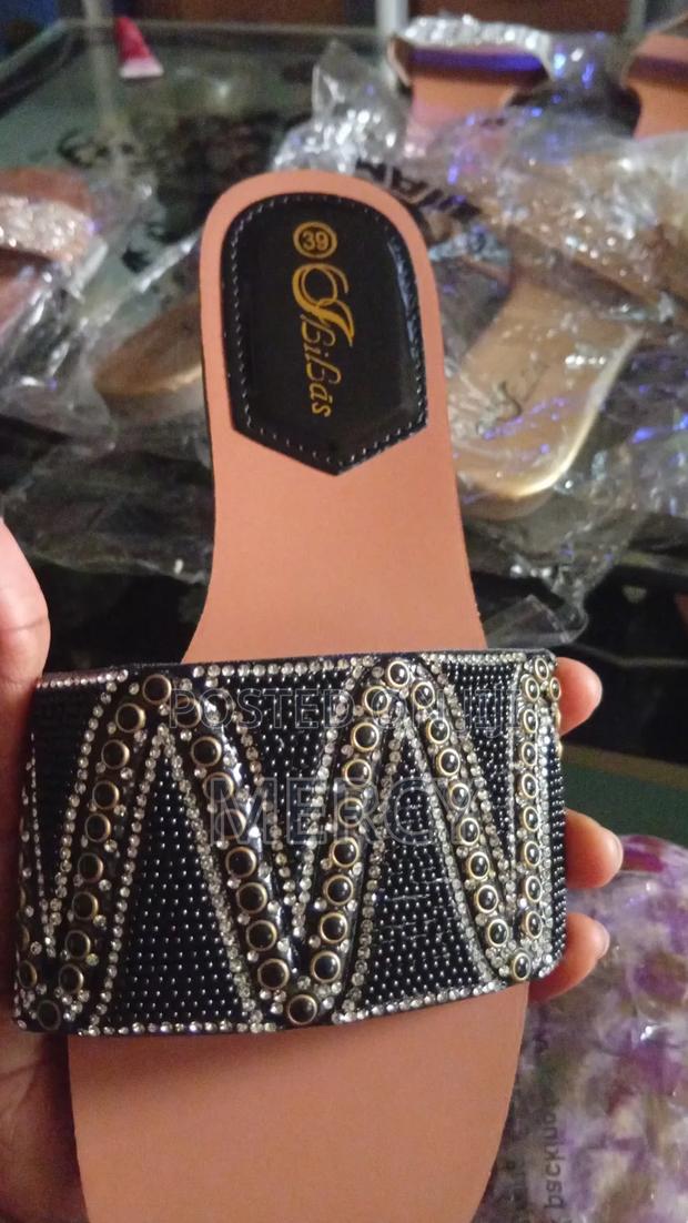 Open Shoes Outfit - thumbnail 3