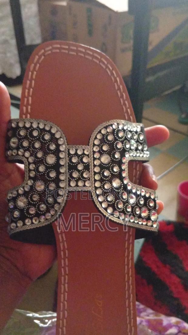 Open Shoes Outfit - thumbnail 16