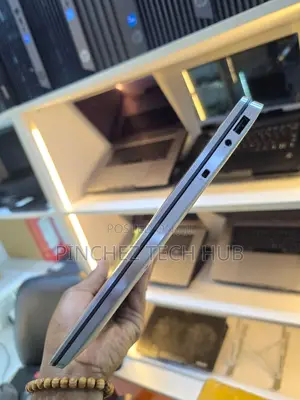 Laptop Dell Latitude 9520 16GB Intel Core i7 SSD 256GB