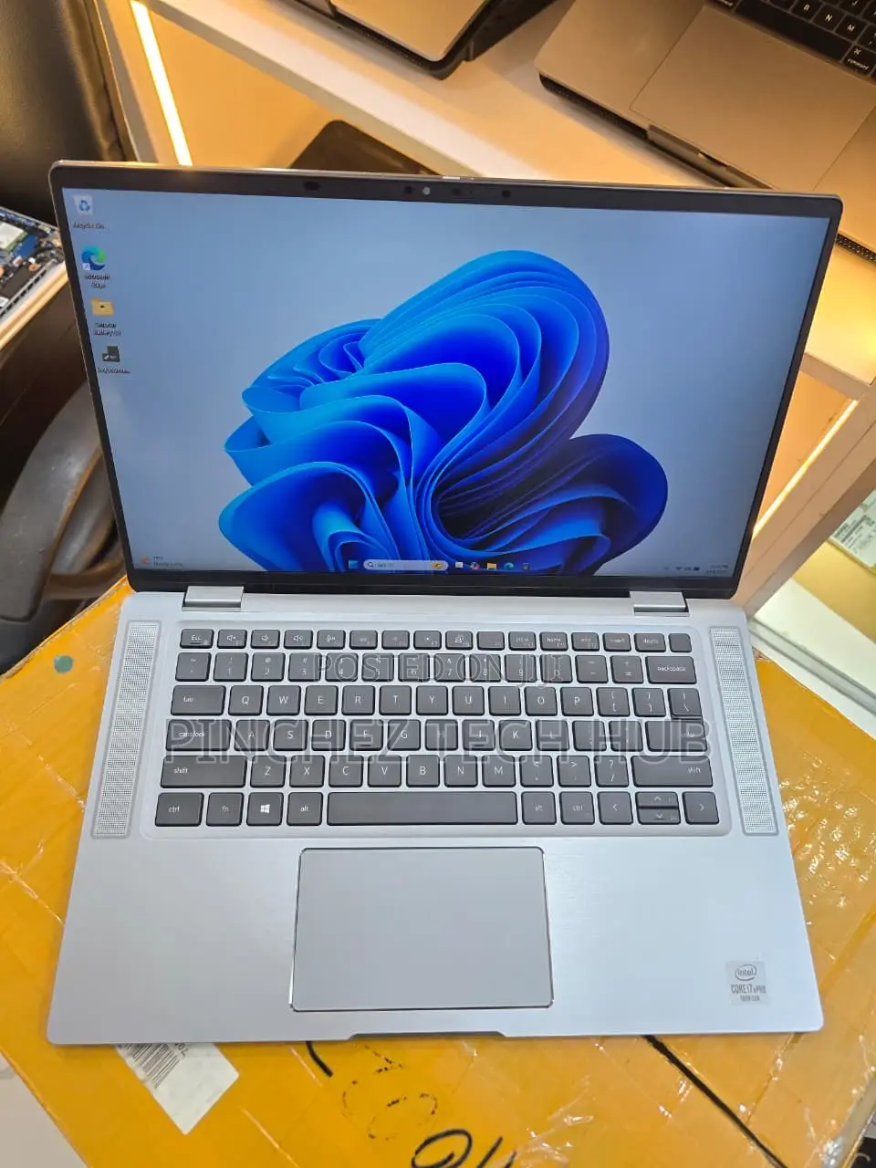 Laptop Dell Latitude 9520 16GB Intel Core i7 SSD 256GB