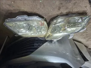 Toyota Premio 260 Headlights Zenon
