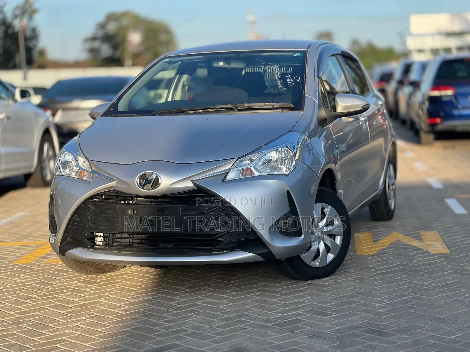 Toyota Vitz 1.3 AWD 5dr 2018 Brown
