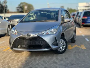 Toyota Vitz 1.3 AWD 5dr 2018 Brown