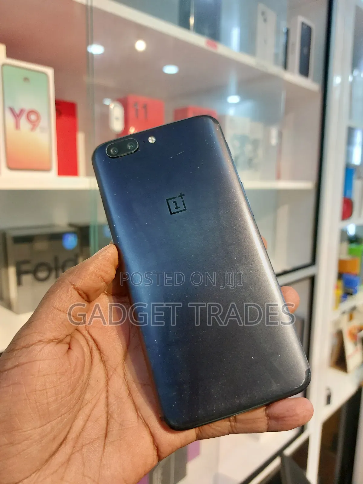 OnePlus 5 64 GB Black