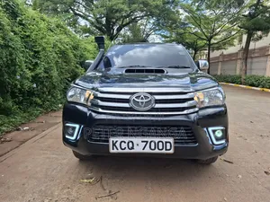 Toyota Hilux 3.0 D-4D 4x4 2012 Black