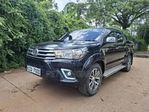 Toyota Hilux 3.0 D-4D 4x4 2012 Black