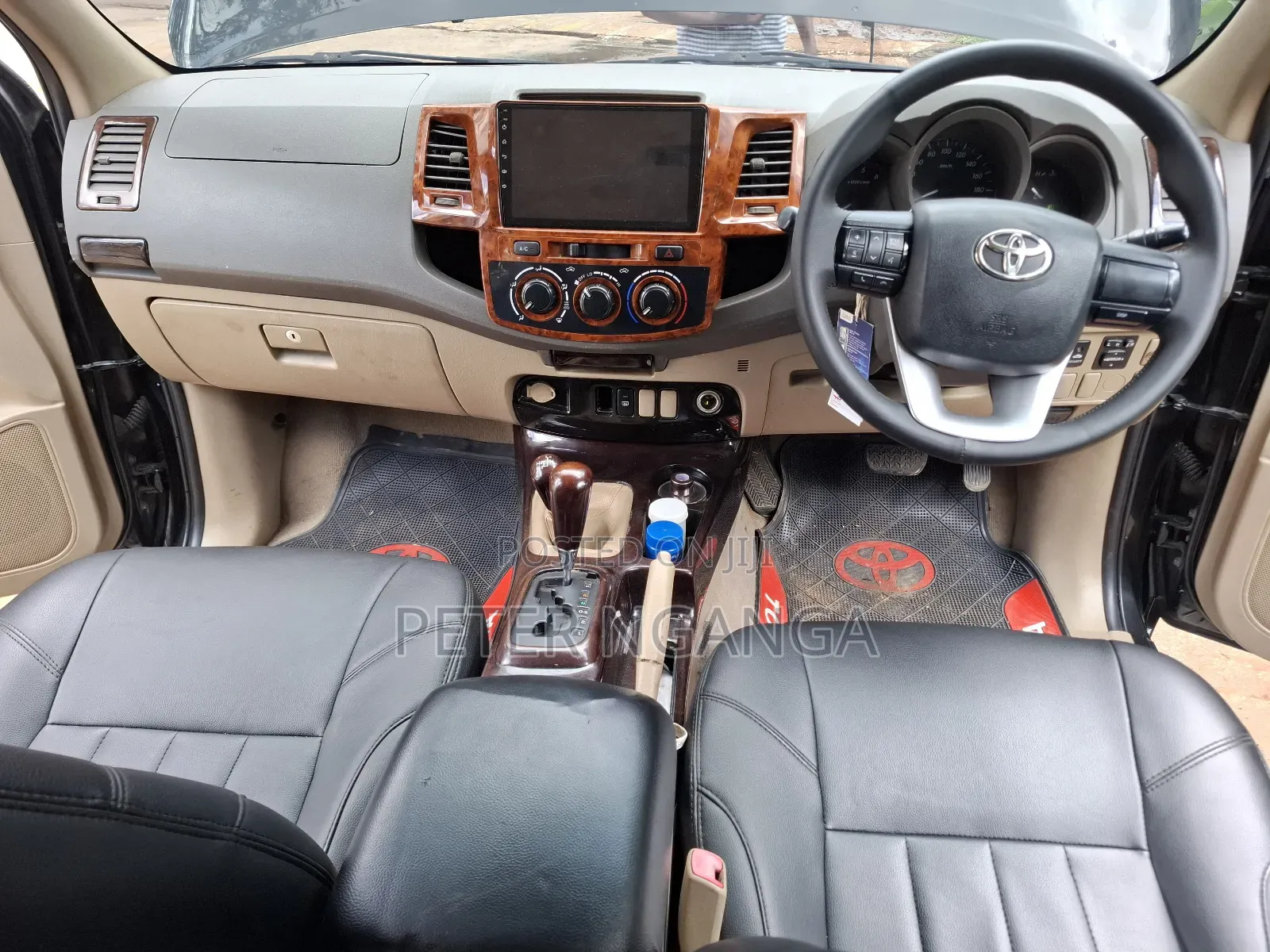 Toyota Hilux 3.0 D-4D 4x4 2012 Black