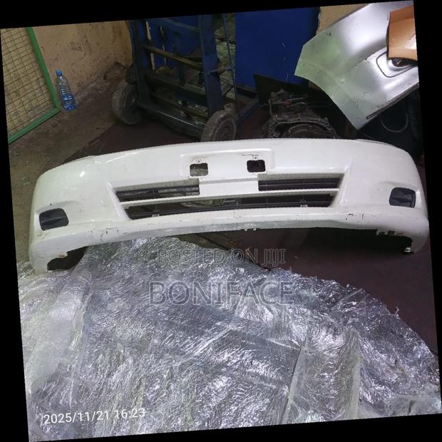 Clean Wish 2005 Front Bumper - main view