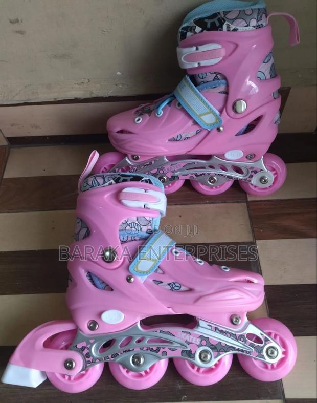 Rubber Wheels Skate Shoes