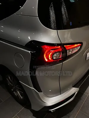 Toyota Sienta 1.5 AWD (6-seater) 2020 Pearl