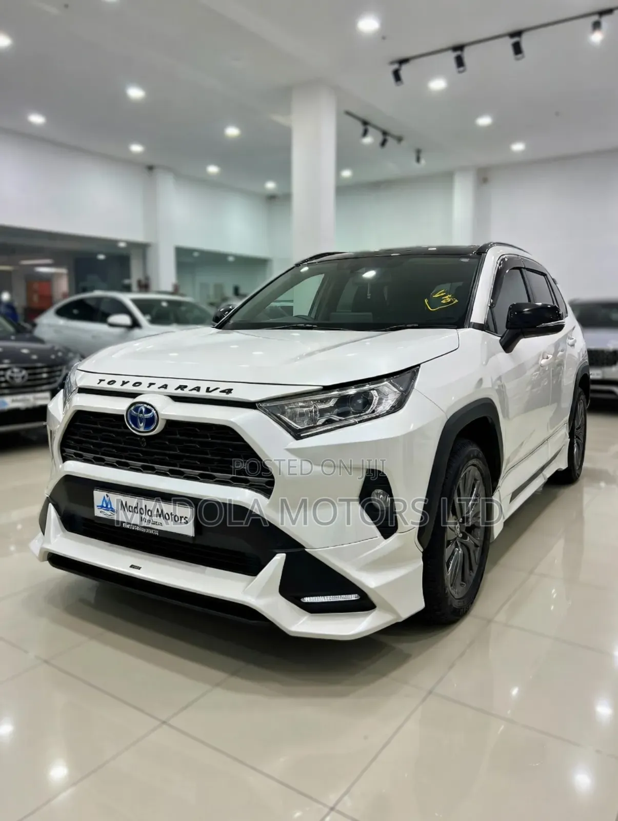 Toyota RAV4 Adventure AWD 2020 White