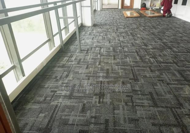 Grey PVC Durable Office Tile Carpets for Whole Floor Insulation - main view