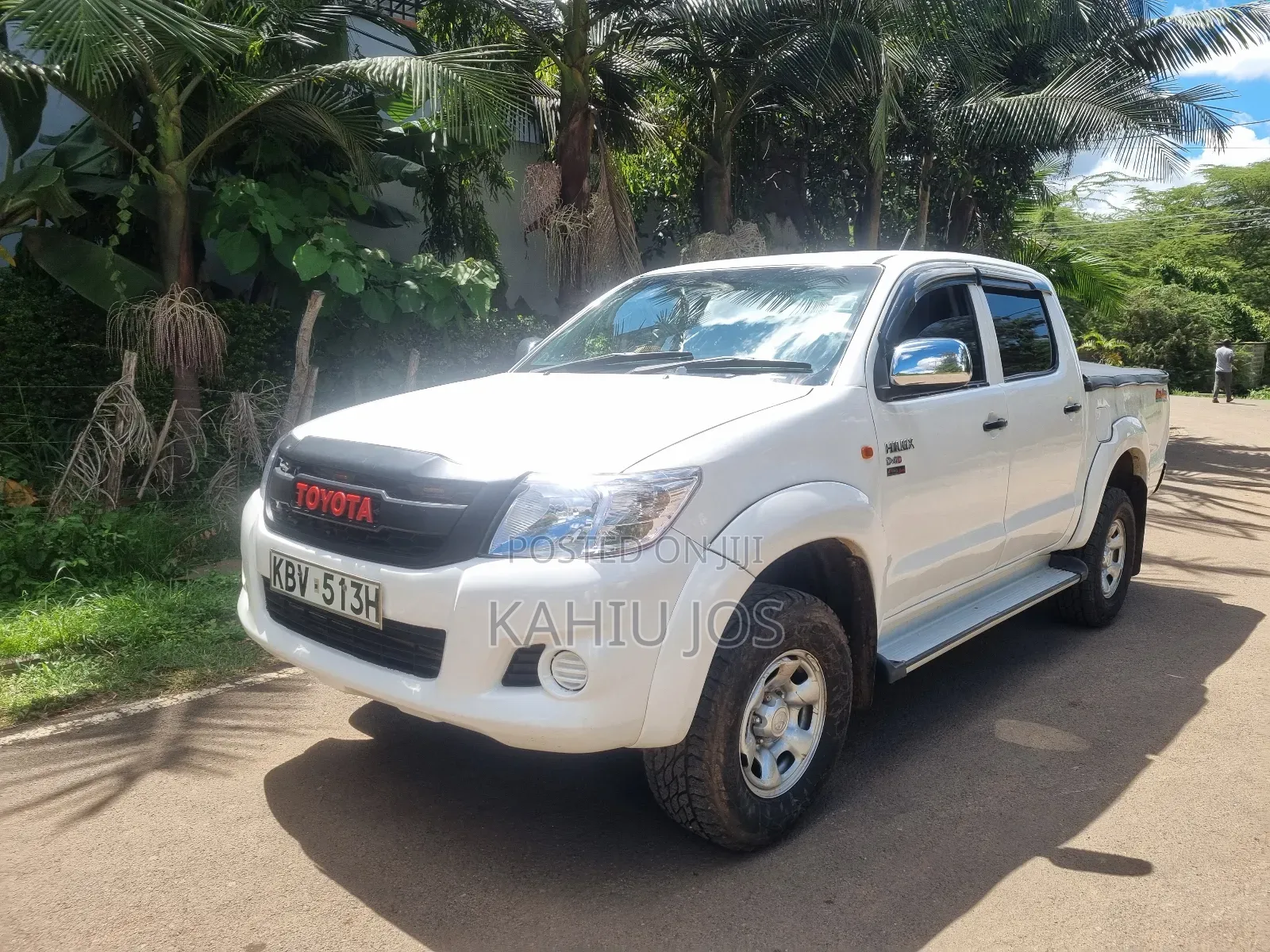 Toyota Hilux 2013 Off white