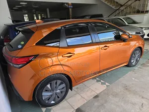 Nissan Note 1.2 Hybrid 2021 Orange