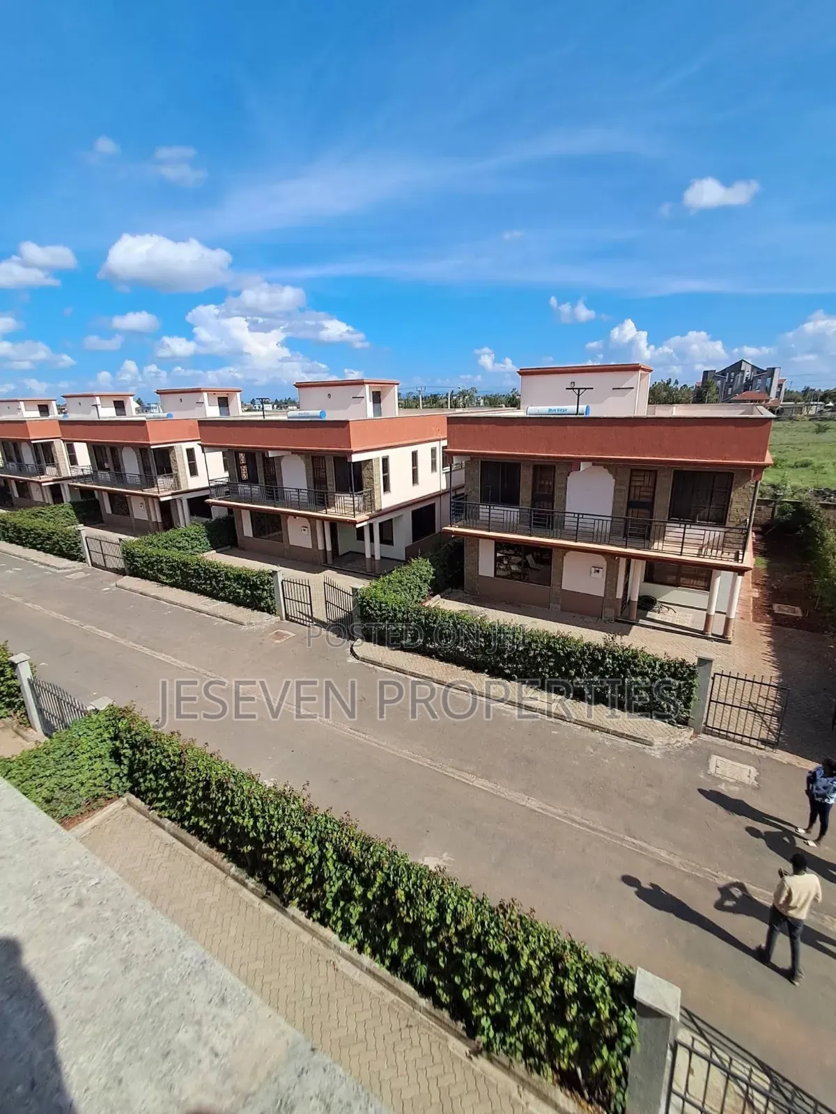 5bdrm Townhouse / Terrace in Syokimau Mombasa, Gateway Mall Area
