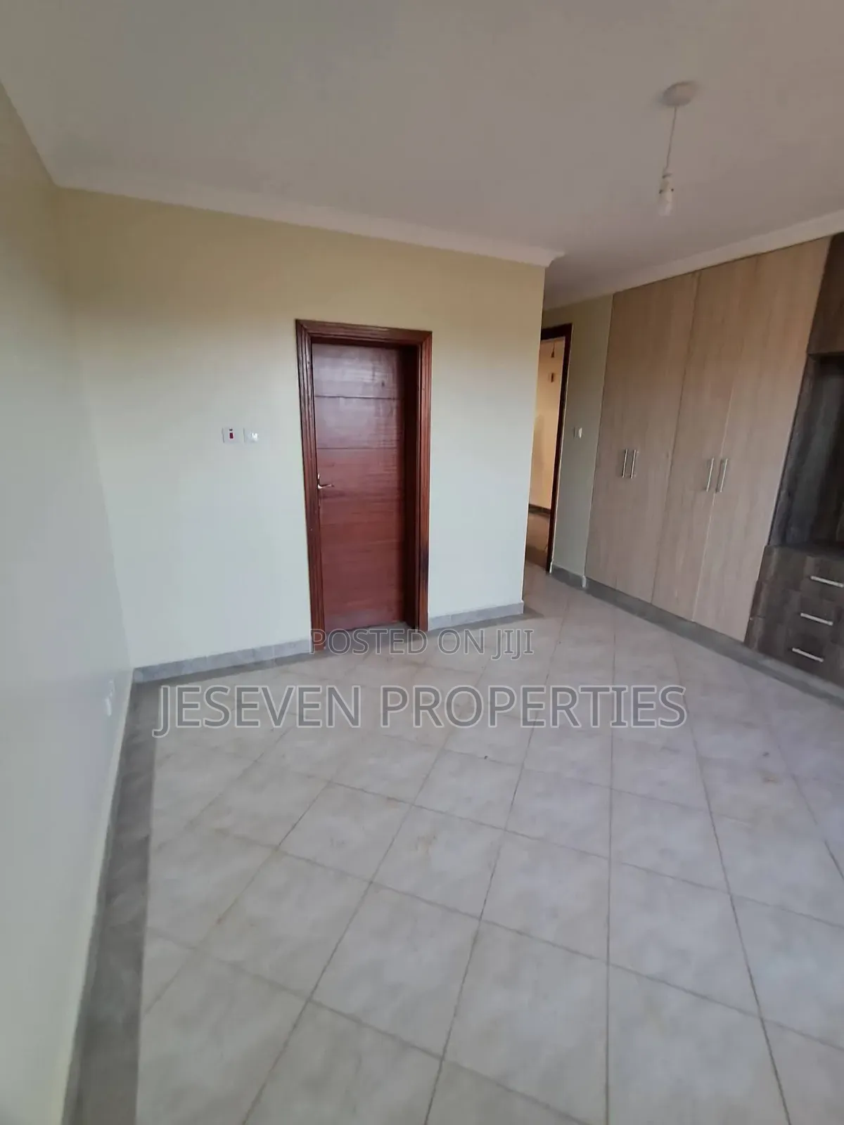 5bdrm Townhouse / Terrace in Syokimau Mombasa, Gateway Mall Area