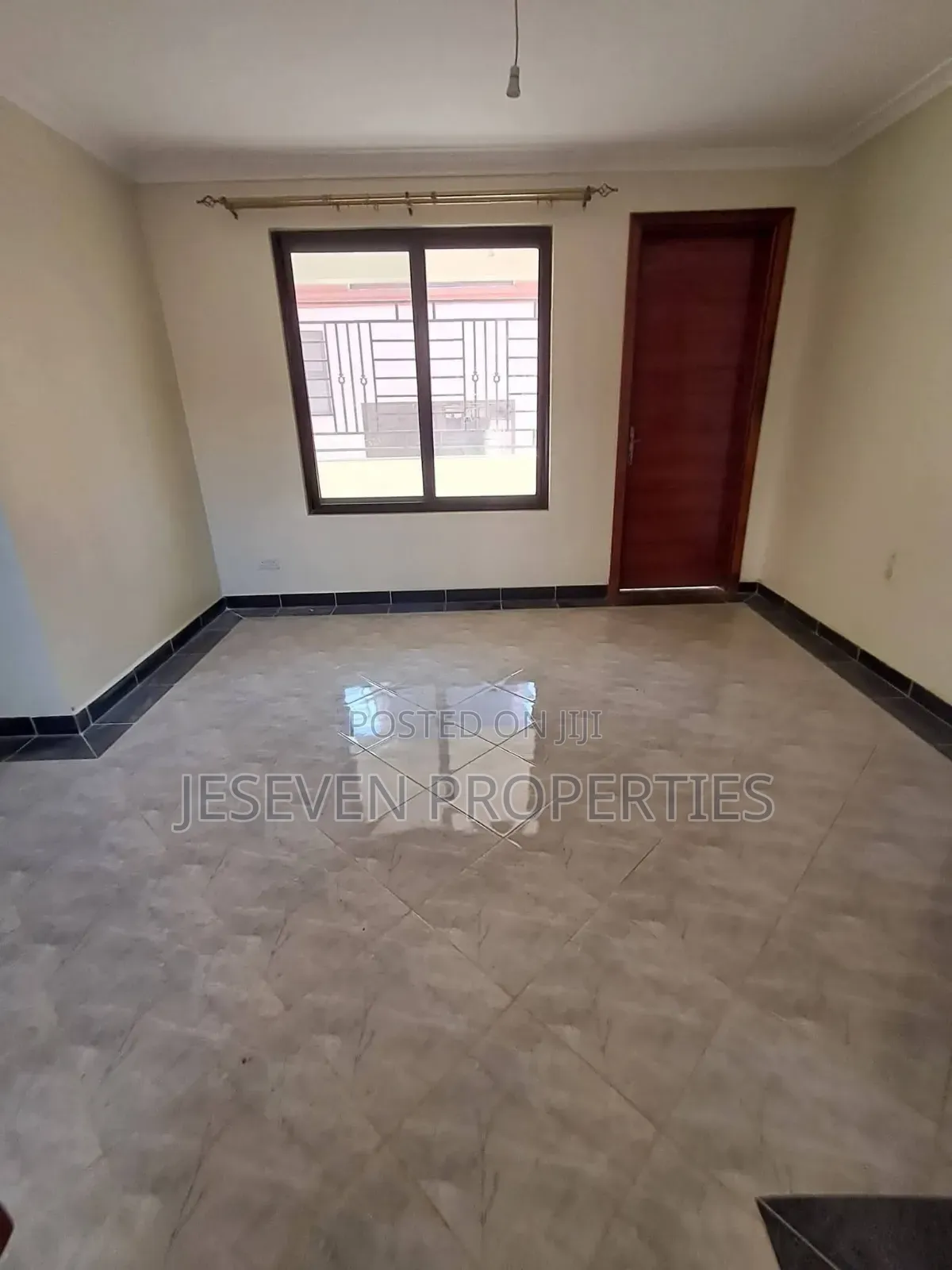 5bdrm Townhouse / Terrace in Syokimau Mombasa, Gateway Mall Area