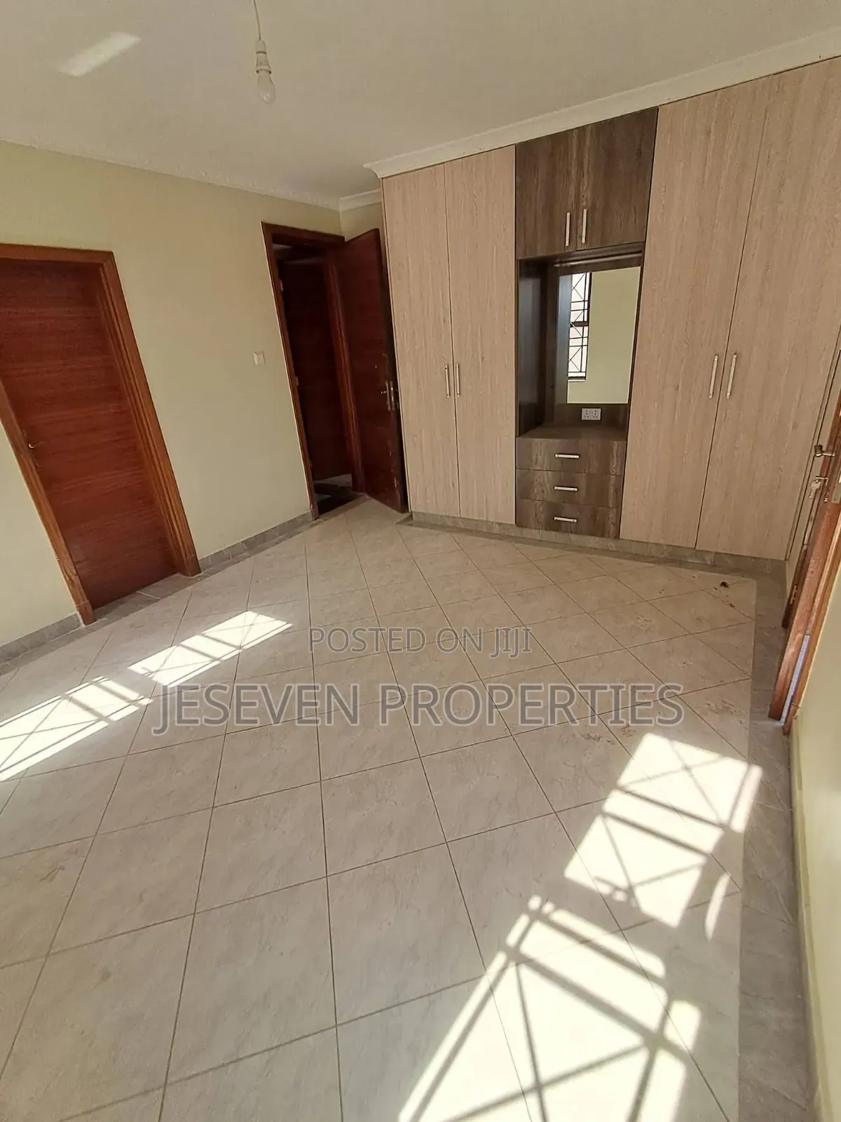5bdrm Townhouse / Terrace in Syokimau Mombasa, Gateway Mall Area