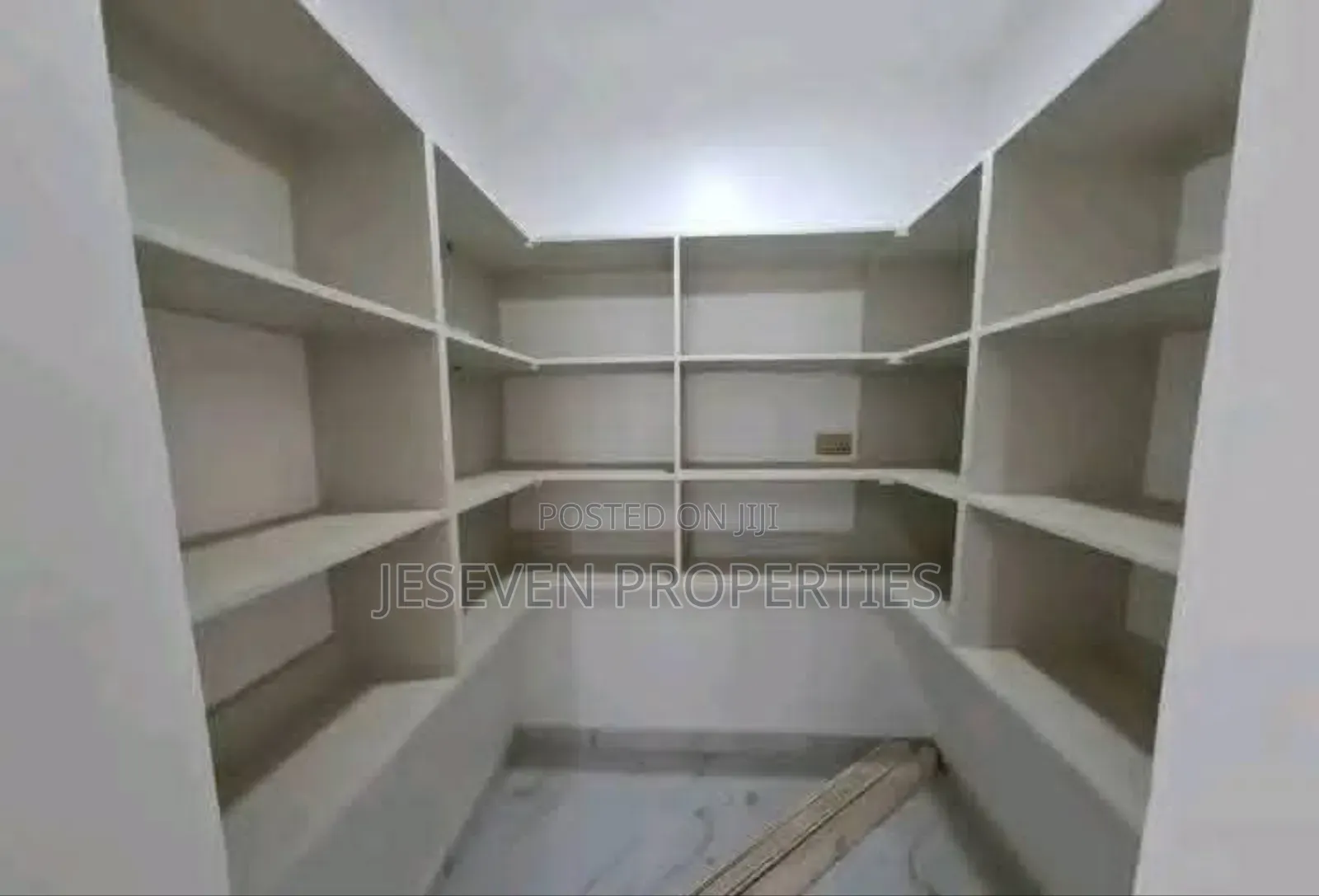 3bdrm Maisonette in Rim House Area, Katani for rent