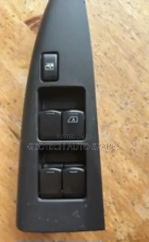 Nissan Note Main Door Switch