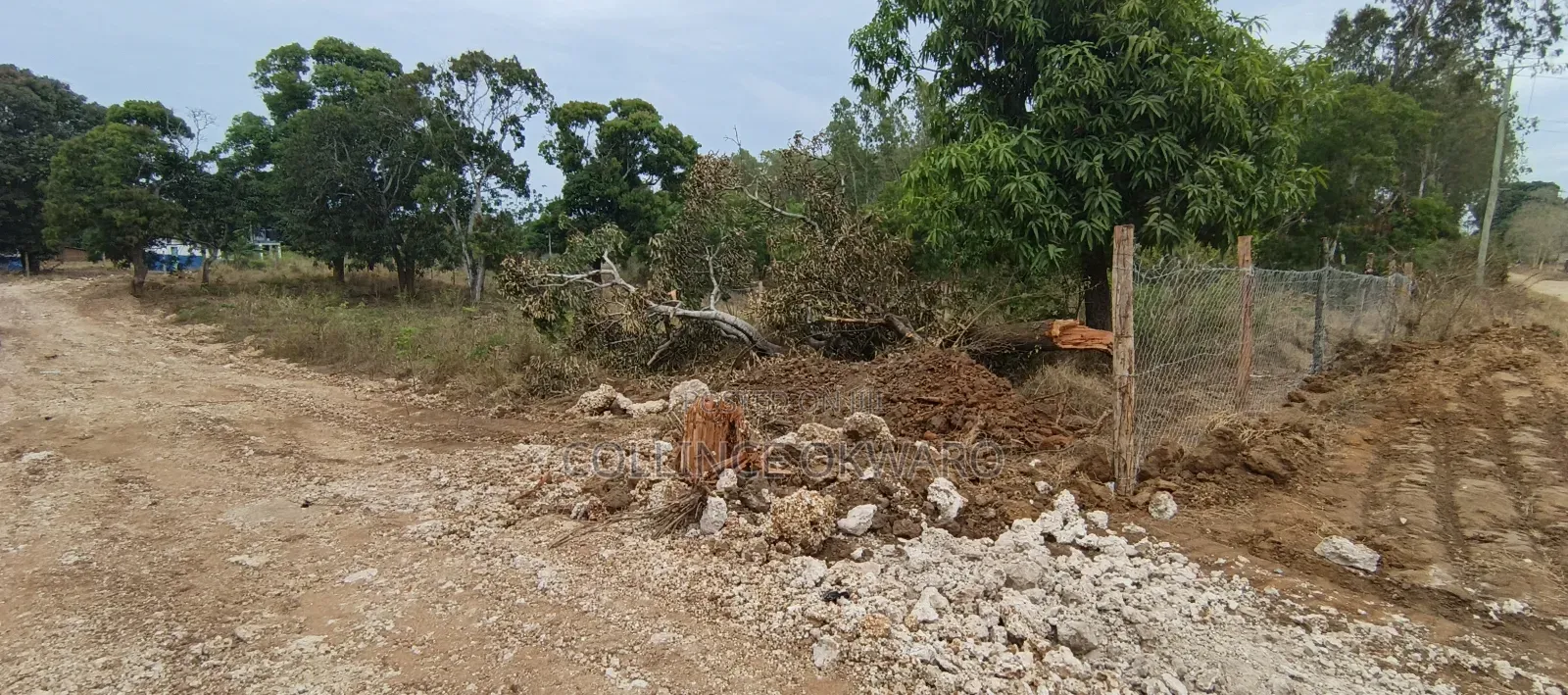 3 Plots Left Mtwapa Project