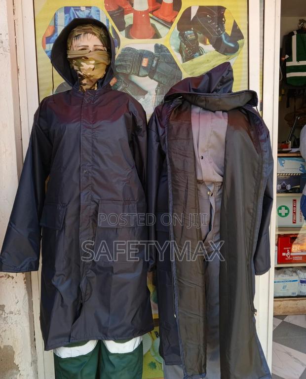 Waterproof Raincoat - thumbnail 2