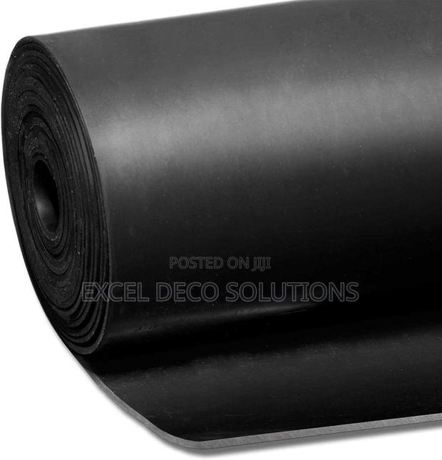Heavy Duty Rubber Mat for Busy Areas Like Shops, Gyms and Offices
