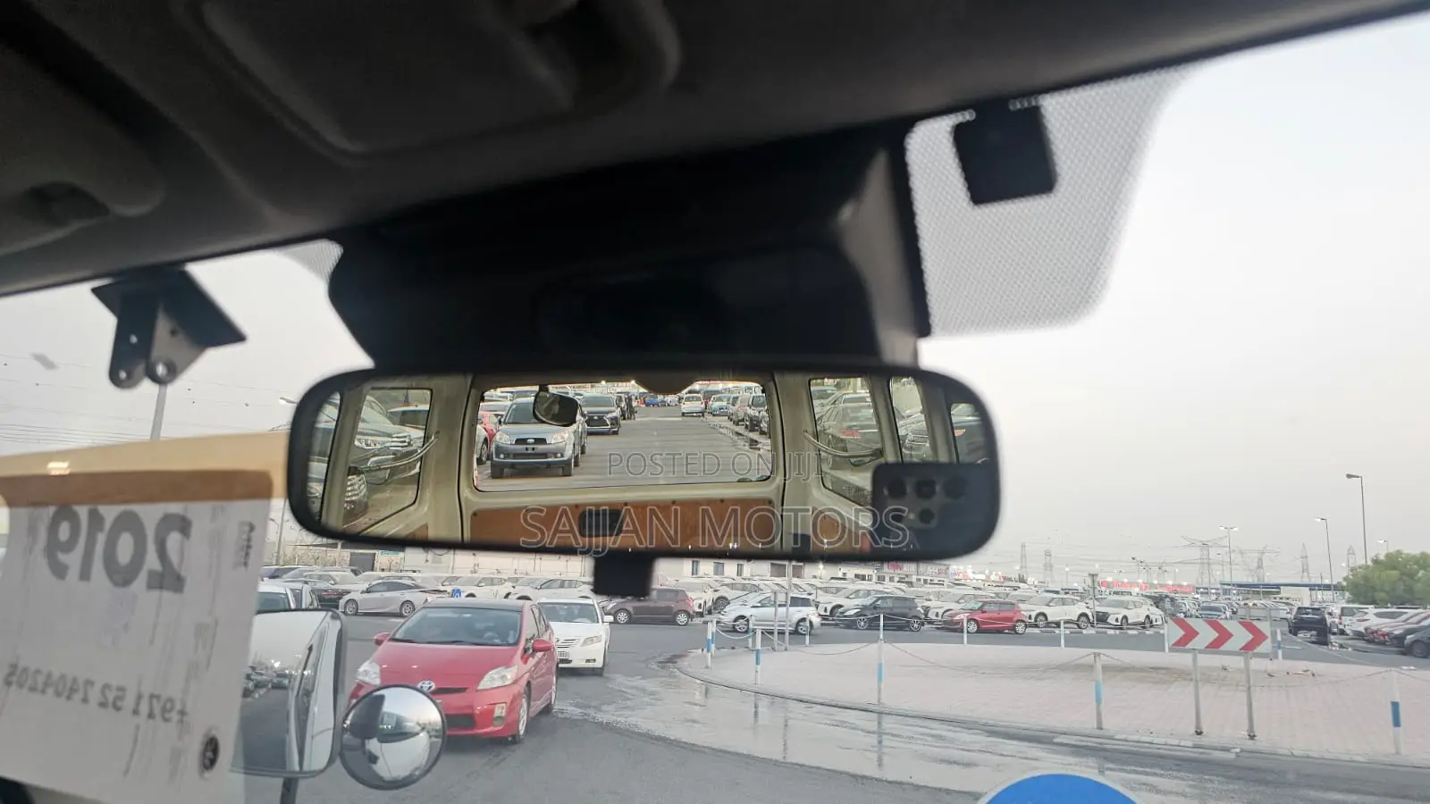 Toyota HiAce 2019 White