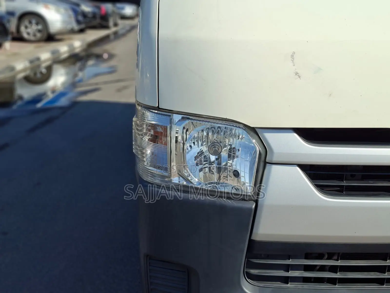 Toyota HiAce 2020 White