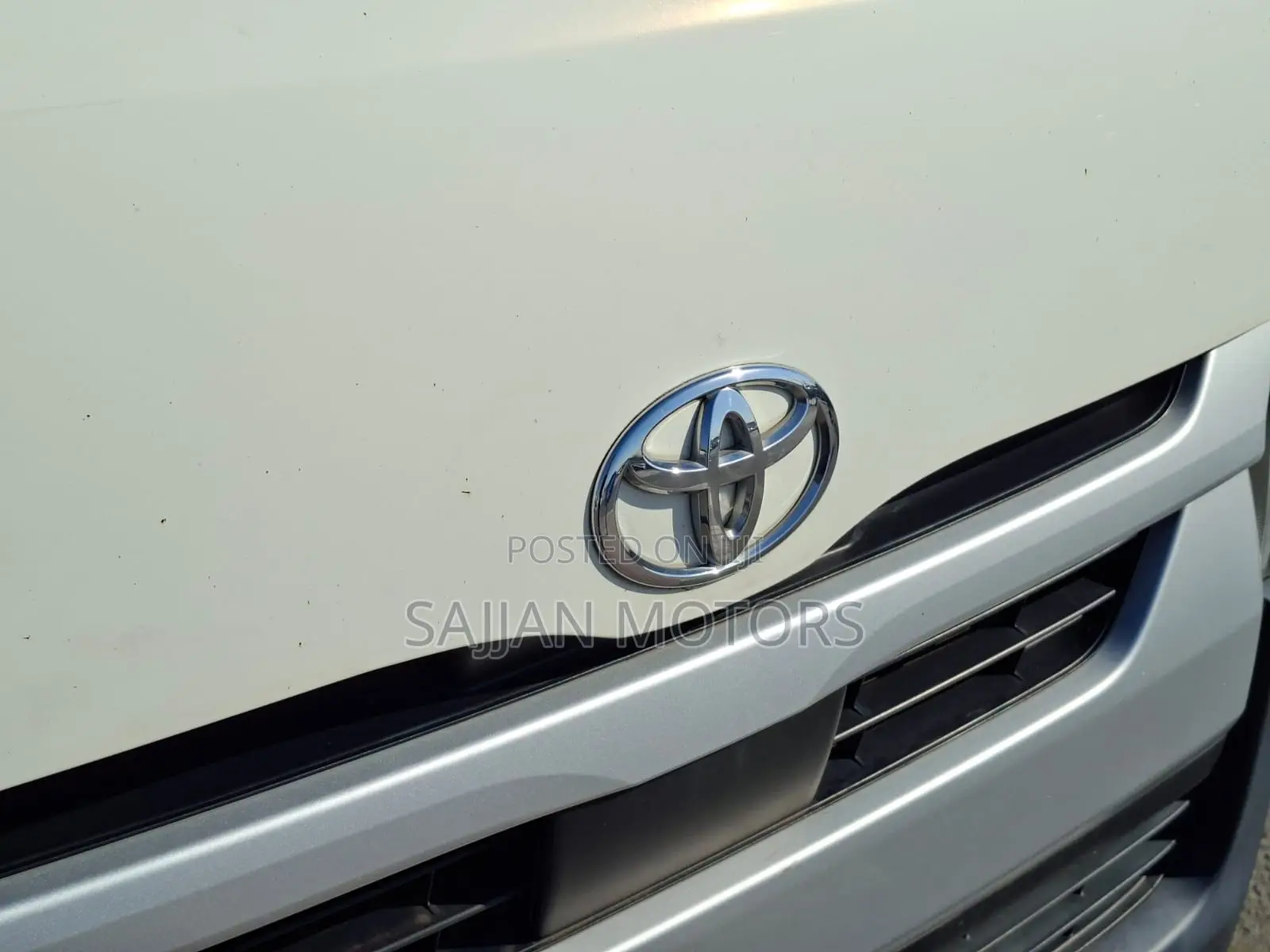Toyota HiAce 2020 White