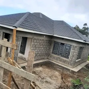 Glass Fitting Putty Services