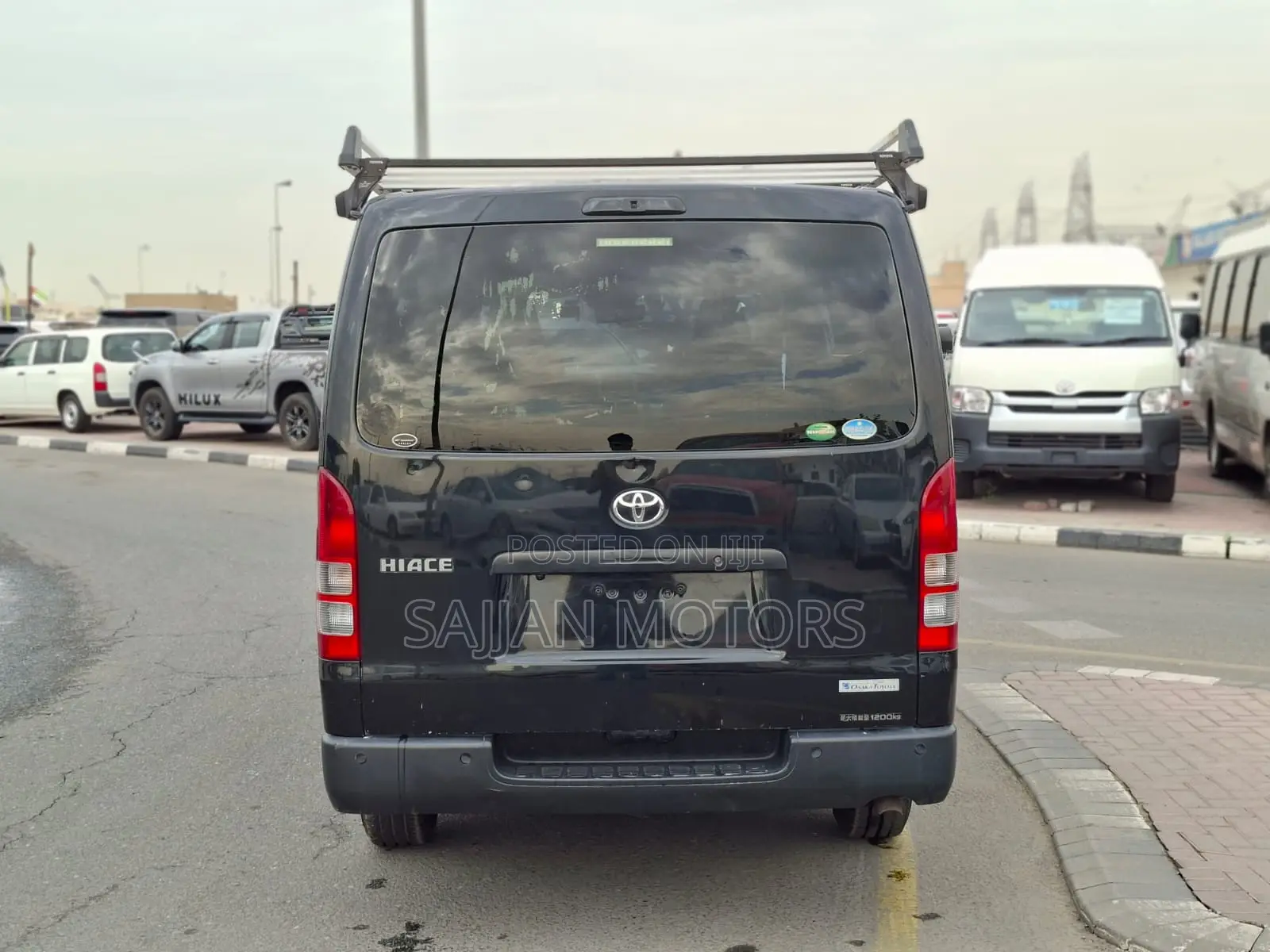 Toyota HiAce 2020 Black