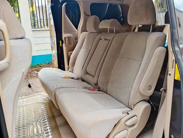 Toyota Vellfire 2013 - thumbnail 8