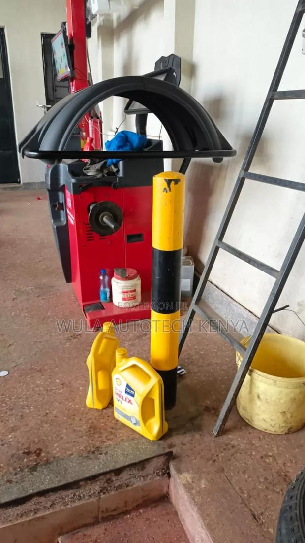 Computerized Wheel Balancer Machine High Quality Sunshine - thumbnail 2
