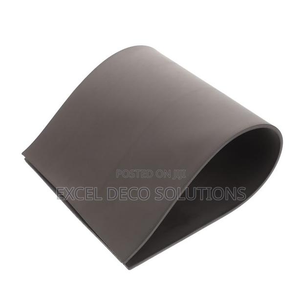 Durable Rubber Floor Covering for Commercial and Industrial Areas