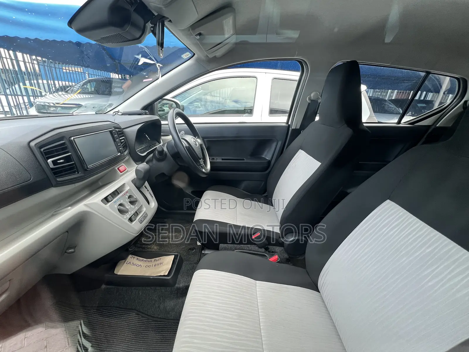 Daihatsu Mira 2019 Off white
