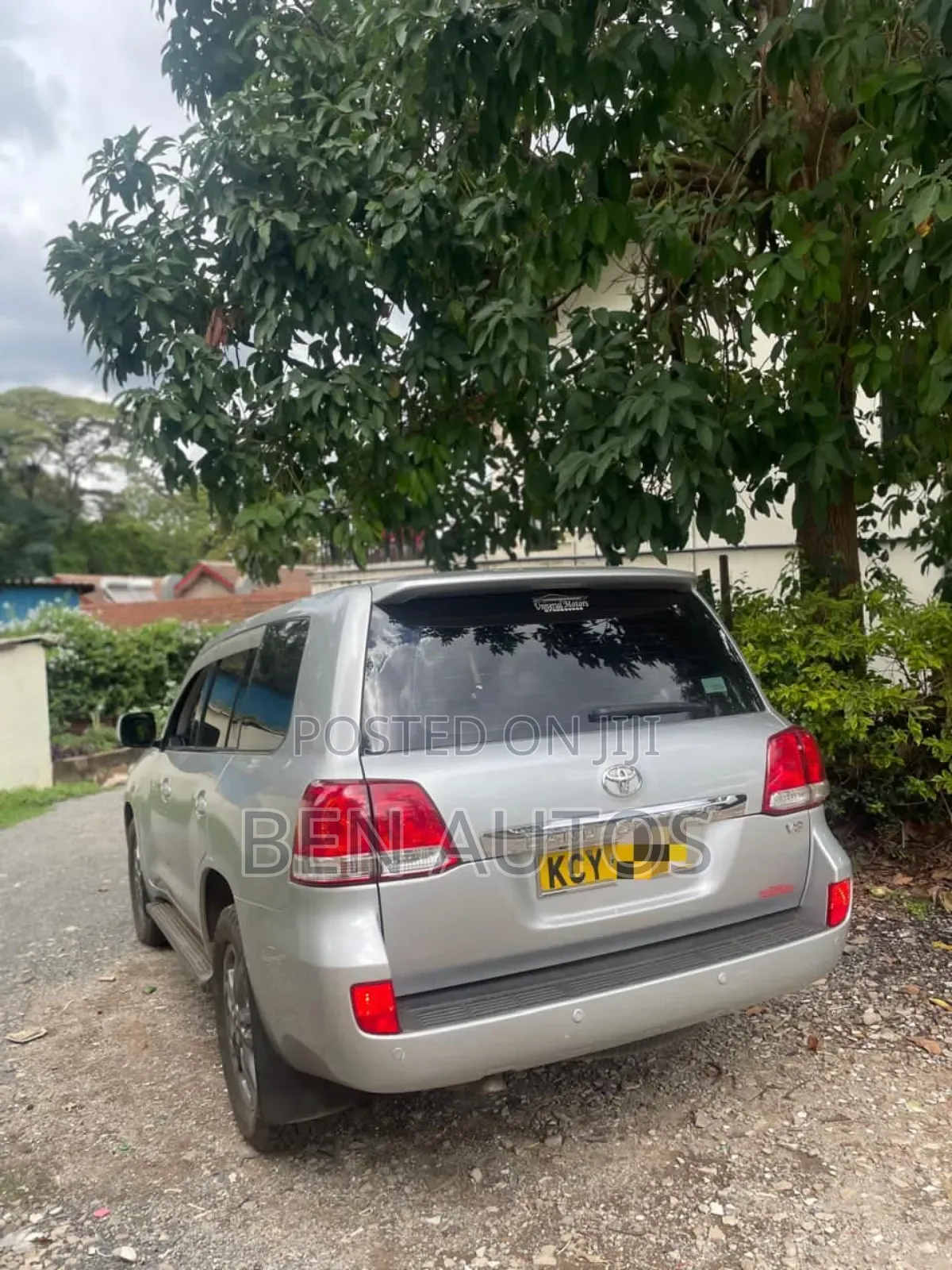 Toyota Land Cruiser 4.5 V8 TD STD 2011 Silver