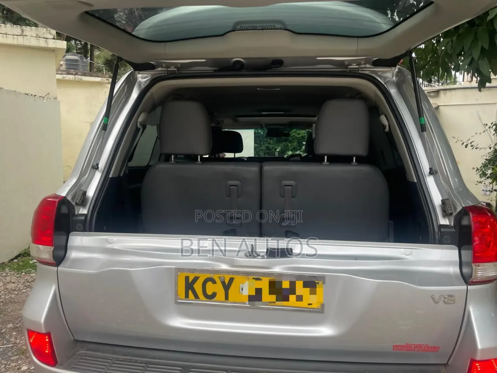 Toyota Land Cruiser 4.5 V8 TD STD 2011 Silver