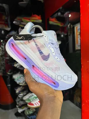 Nike Vomero Premium “Blue Tint”
Sizes:38-45