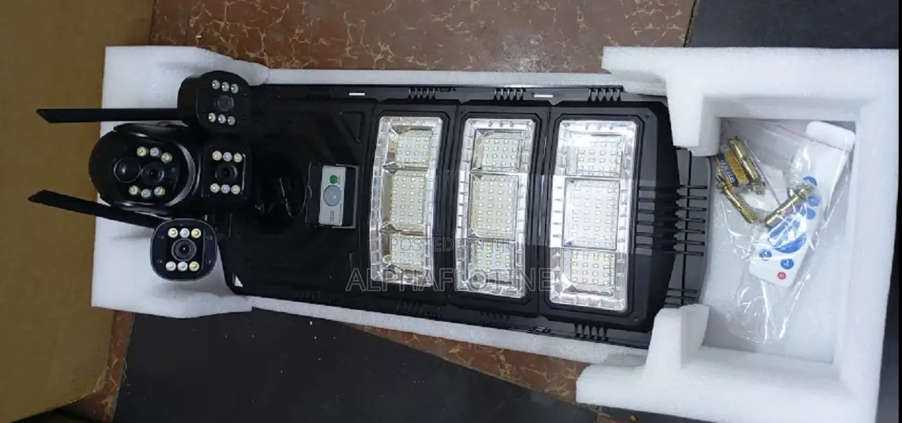 Floodlight Night Vision Triple Lens Wi-Fi Connectivity CCTV Camera