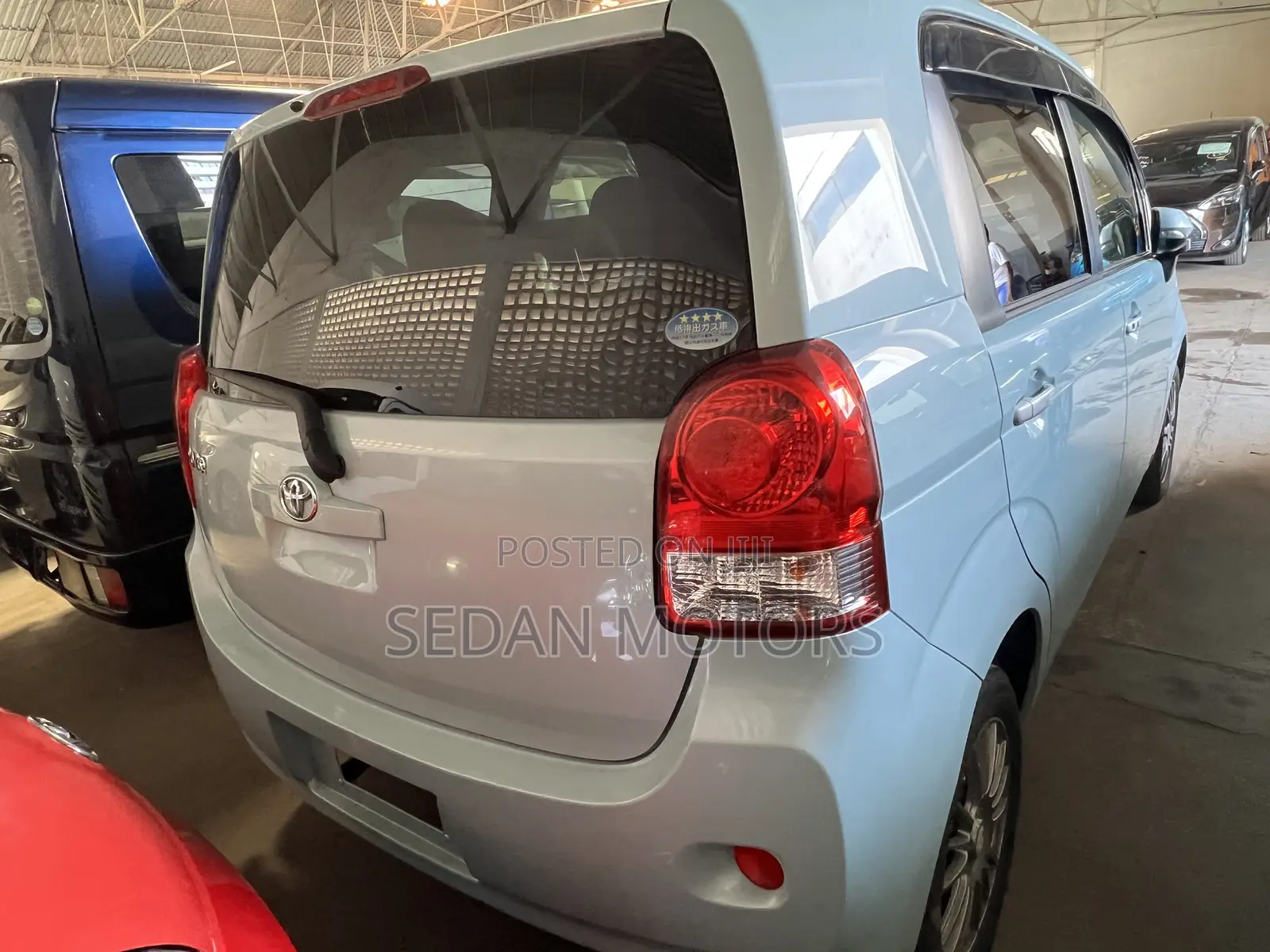 Toyota Porte 2019 Blue