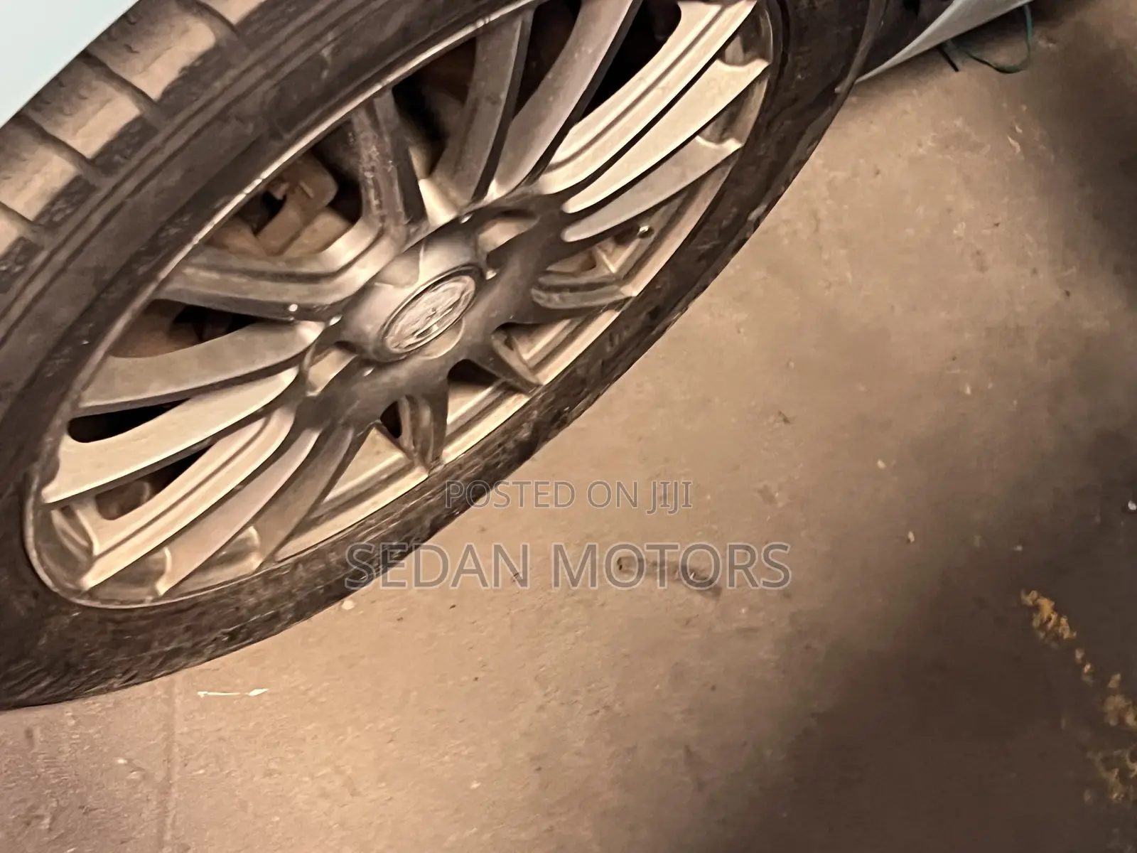Toyota Porte 2019 Blue