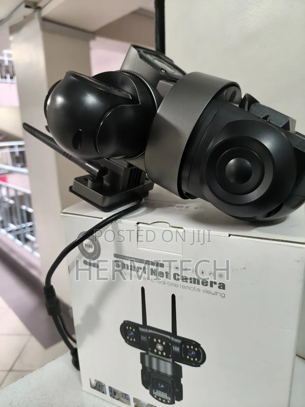 Three Different Angles Capture 4g Electric With Night Vision
