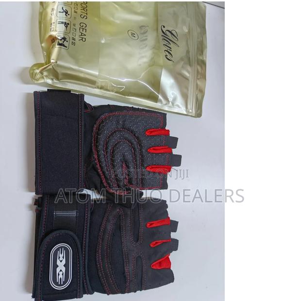Gym Gloves/Workout Gloves