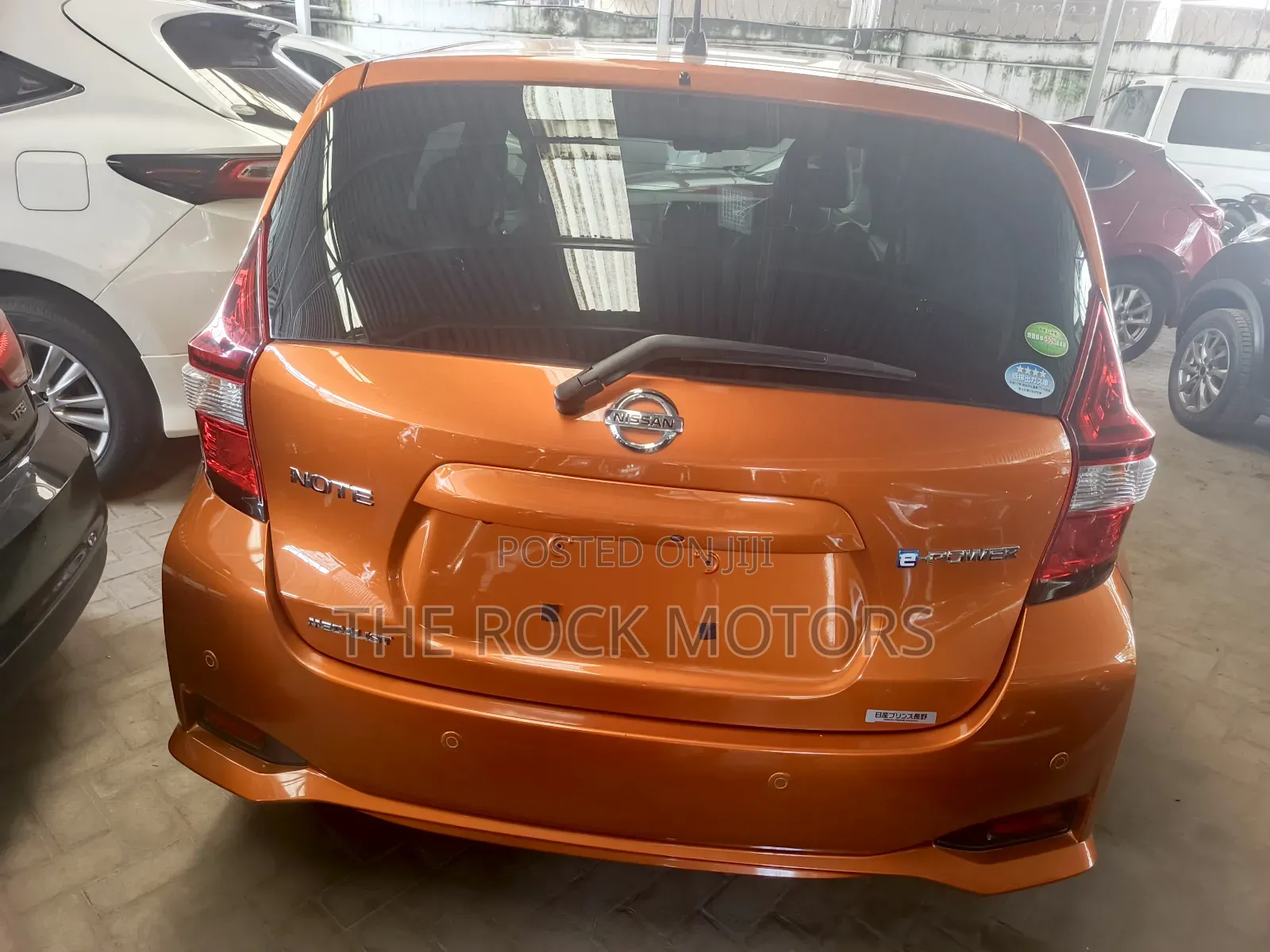Nissan Note 2018 Orange