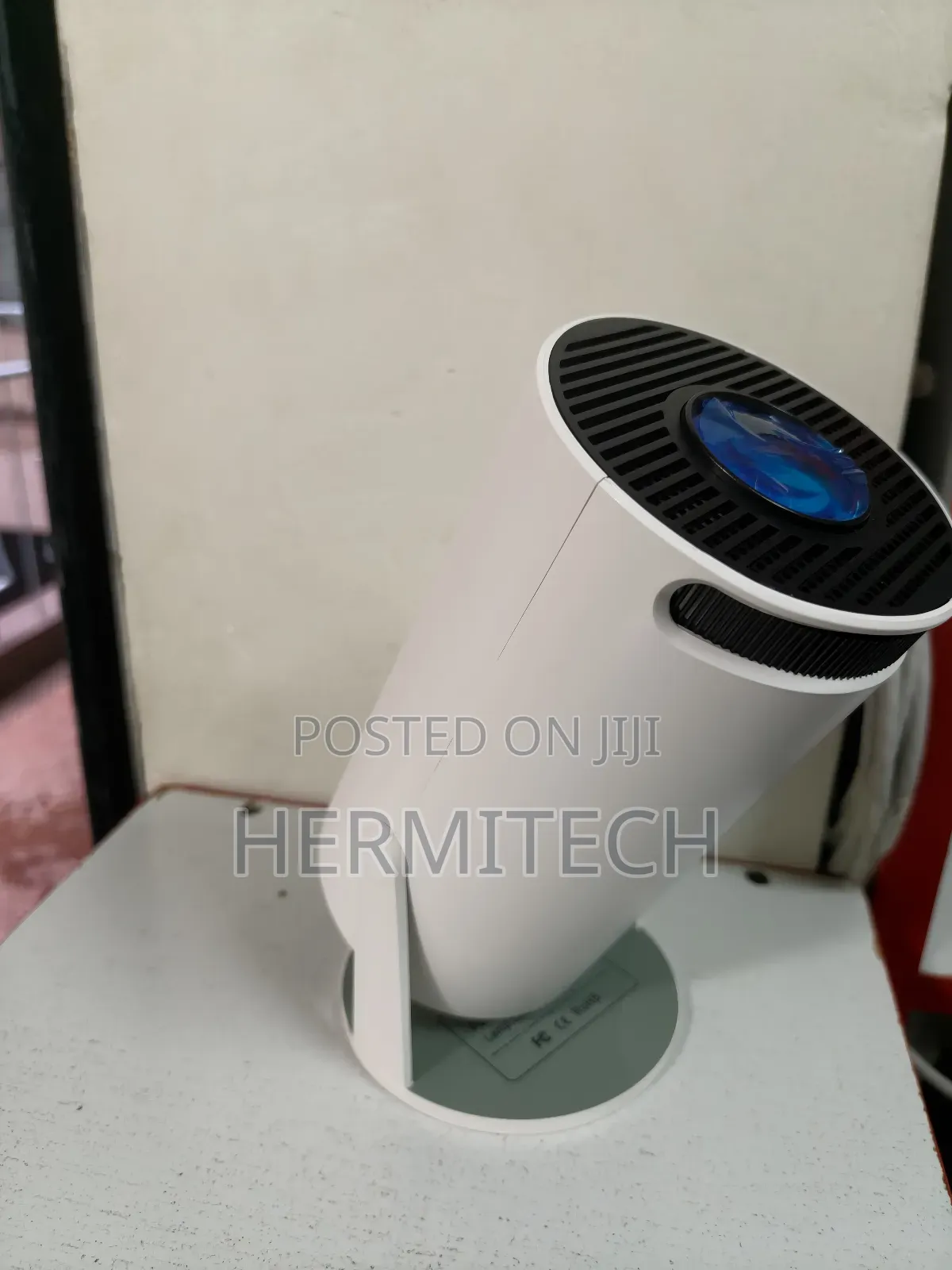 Upgraded Hy300 Mini Projector With Wifi and Bluetooth
